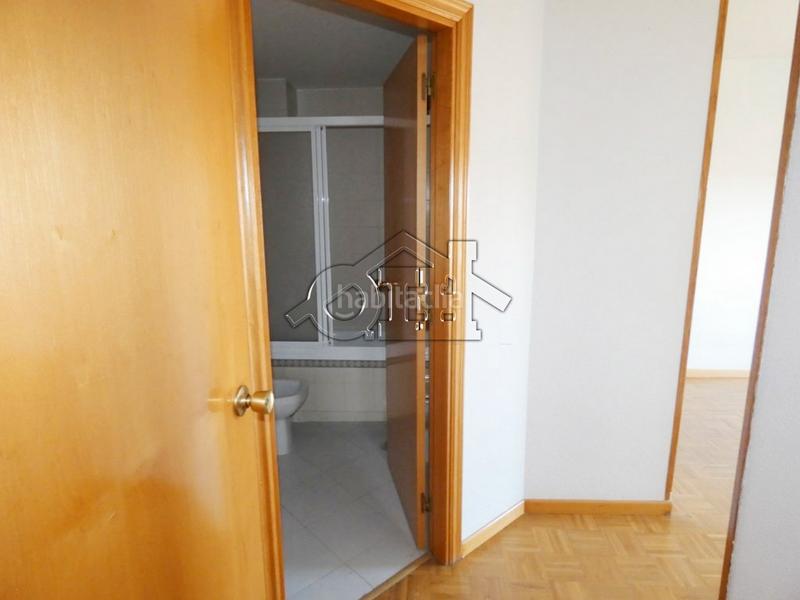 Foto e05b8edc-a876-45e2-8a92-6a9948135baa. Pis amb calefacció aparcament a Cañada - Mancha Amarilla Torrejón de Ardoz