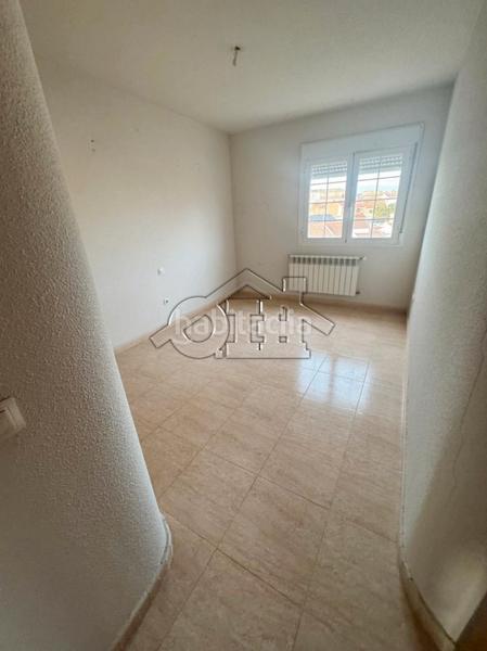 Foto 4d879dc7-ce18-4c54-bb9d-43ad066b7e89. Chalet mit heizung parking in Carranque