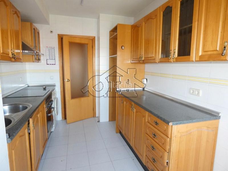 Foto c8e52a50-4a10-402e-990c-48c95b9eab2a. Flat with heating parking in Cañada - Mancha Amarilla Torrejón de Ardoz