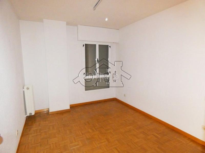 Foto 14ba1b44-b06f-4e1c-9aa4-c996c2599cc9. Appartement avec chauffage parking dans Cañada - Mancha Amarilla Torrejón de Ardoz