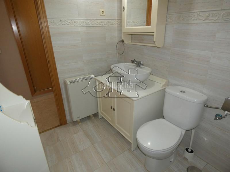 Foto 6cb49e82-a9b8-4462-8c2e-1b2e7a6e5623. Piso en Valdeavero