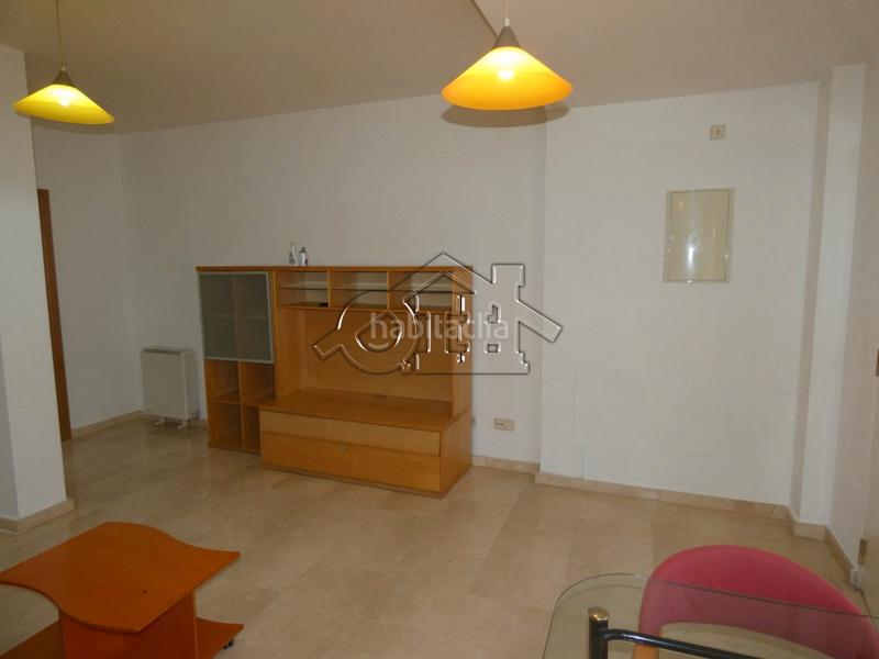 Foto b8e71e4f-fce6-4127-a496-e64e2000ebfc. Piso en Valdeavero