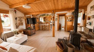 Country house in Mejorada del Campo. Casa rústica en el balcón casa de madera de 2 dormitorios