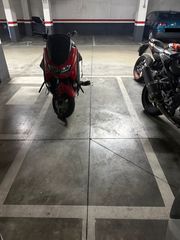 Aparcament de moto  Calle platino. Garaje para dos motos