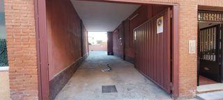 Car parking in Calle del carmen 1