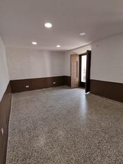 Local Comercial a Plaza Mayor 2