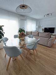 Maison jumelée  Calle lanzarote. No pierdas la oportunidad de visitar este soñado chalet y enamor