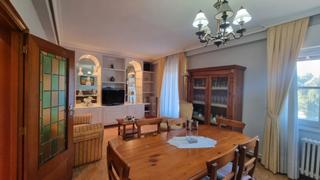 Location Appartement  Calle de virgen de lluc. Somos un equipo de profesionales que esta a disposición de las n