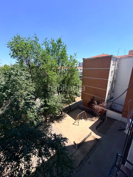 Foto ce6529a8-b0ad-4017-a515-ba900f3997f7. Pis amb calefacció a Valdezarza Madrid