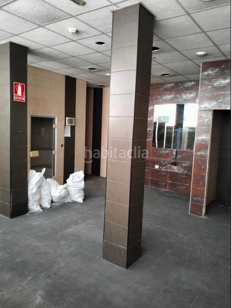 Foto 2c199fcc-2ea4-483d-bc04-6f8ddfd57544. Local comercial a Quintana Madrid