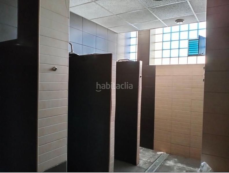 Foto f0f344ee-0ce1-4b7f-abb7-6481a3adaad0. Local comercial a Quintana Madrid