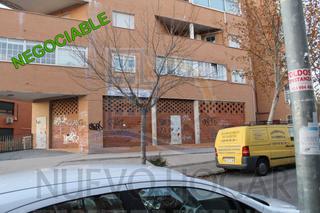 Local commercial en Del arenero 2. Local com. en venta en centro.