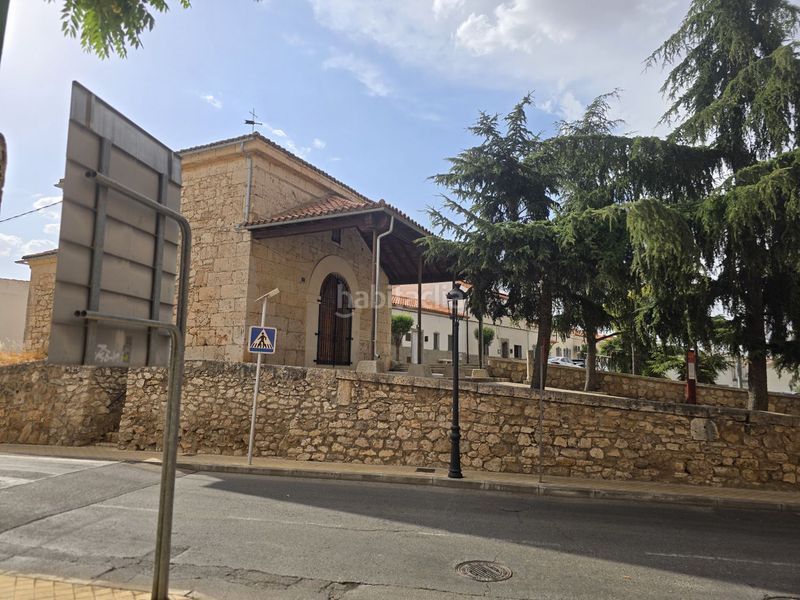 Foto ca03e837-bec3-4d55-91c9-f7cb291f76ae. Xalet amb aparcament a Campo Real