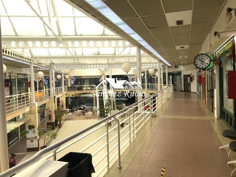 Foto eb785172-30a7-4fce-90b1-a25ca374fd30. Affitto locale commerciale in El Burgo Rozas de Madrid (Las)