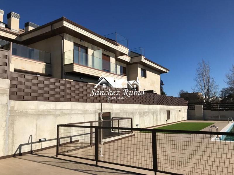 Foto bc93144d-4356-439d-8811-25e1b4936136. Location appartement avec chauffage parking piscine dans Galapagar