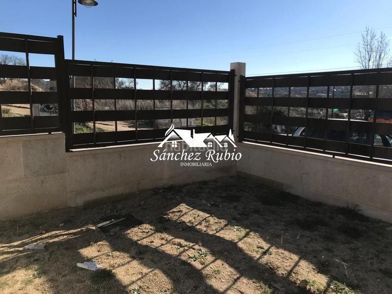 Foto de05af6c-c745-45fc-878c-49e92816b4b4. Location appartement avec chauffage parking piscine dans Galapagar