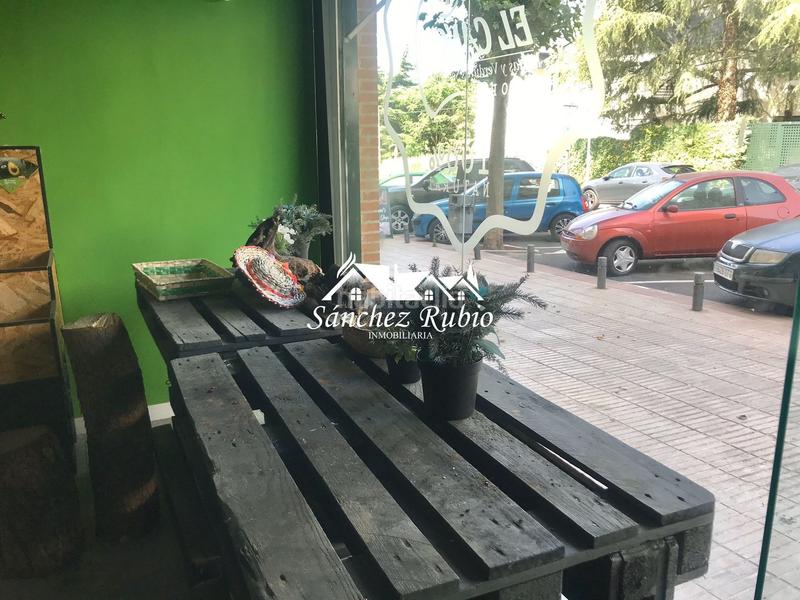 Foto cff6b699-02db-40a9-8579-864622a9113f. Locale commerciale in calle josé sánchez rubio 20 in Torrelodones