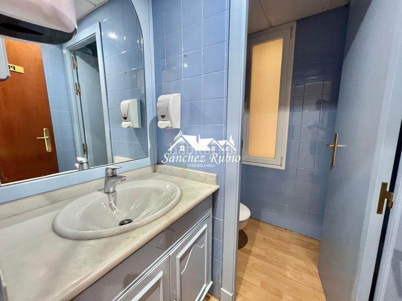 Foto 676ca778-3eff-4e1c-adb4-766f31e241d6. Local comercial en Argüelles Madrid