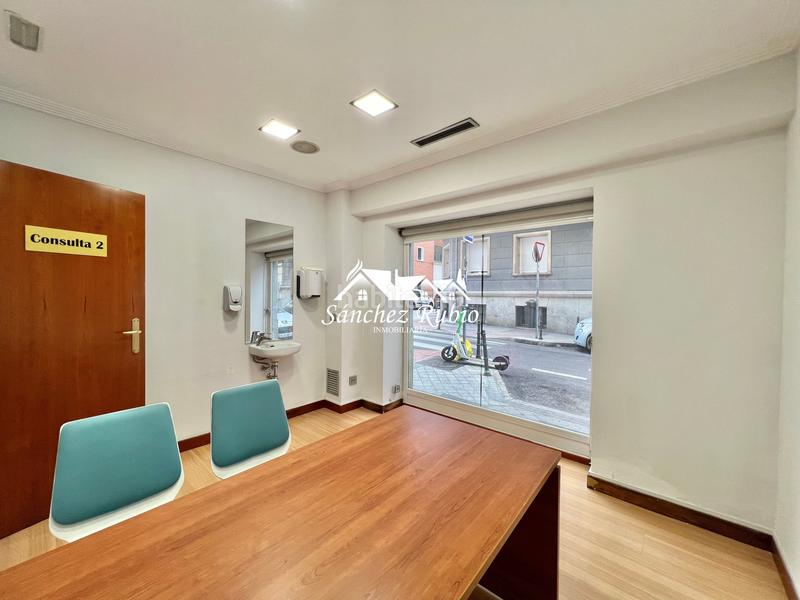 Foto 7a7ae013-3b21-4735-a2cd-aa4dda0643f6. Local comercial en Argüelles Madrid