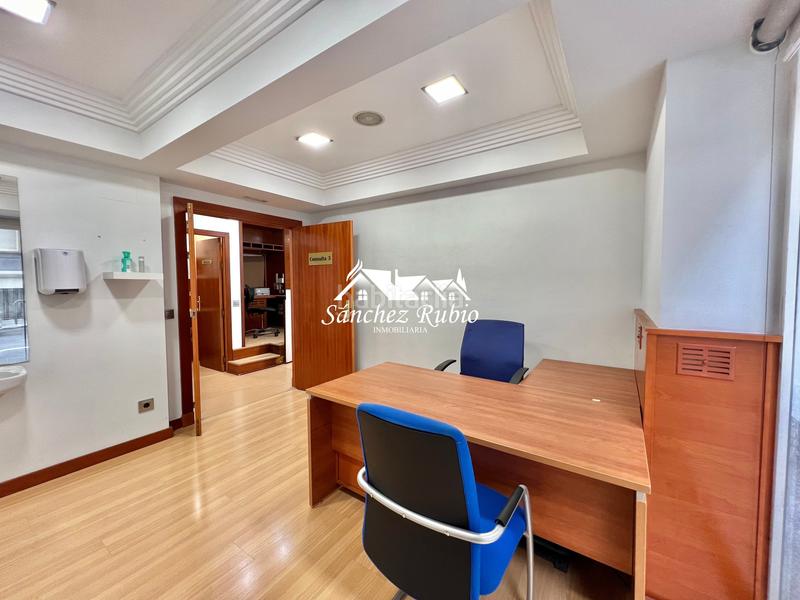 Foto cf6fbe54-b425-4e16-971f-1a66852e8c39. Local comercial en Argüelles Madrid