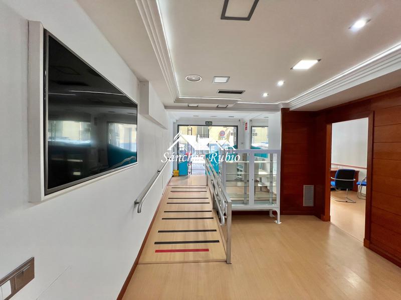 Foto fd259fba-aa80-4918-ba07-7f91b3365f5f. Local comercial en Argüelles Madrid