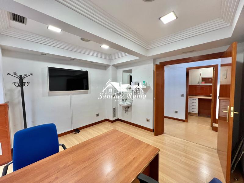 Foto 911dda25-e587-4c61-b8f3-90659047a0e1. Locale commerciale con riscaldamento in Argüelles Madrid