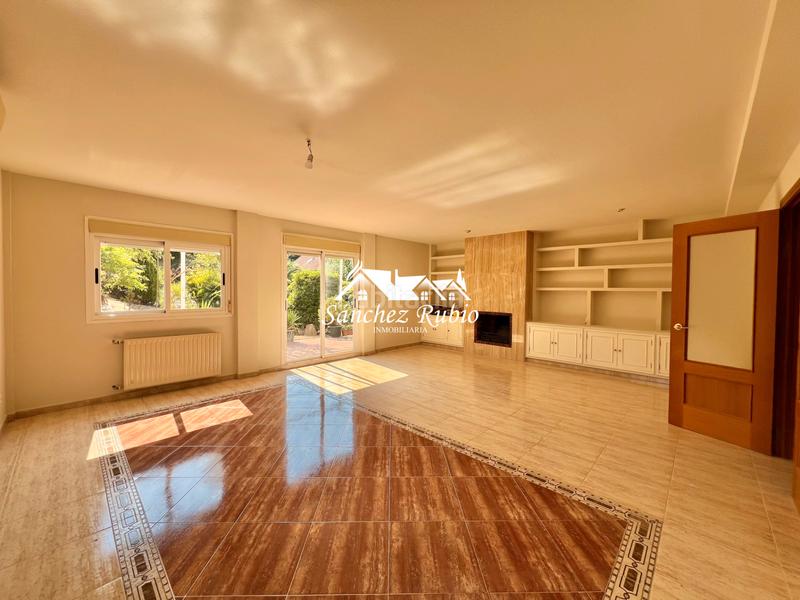 Foto 84a8b37d-398d-4e0b-90f8-8506a4ea375d. Chalet en El Monte Torrelodones
