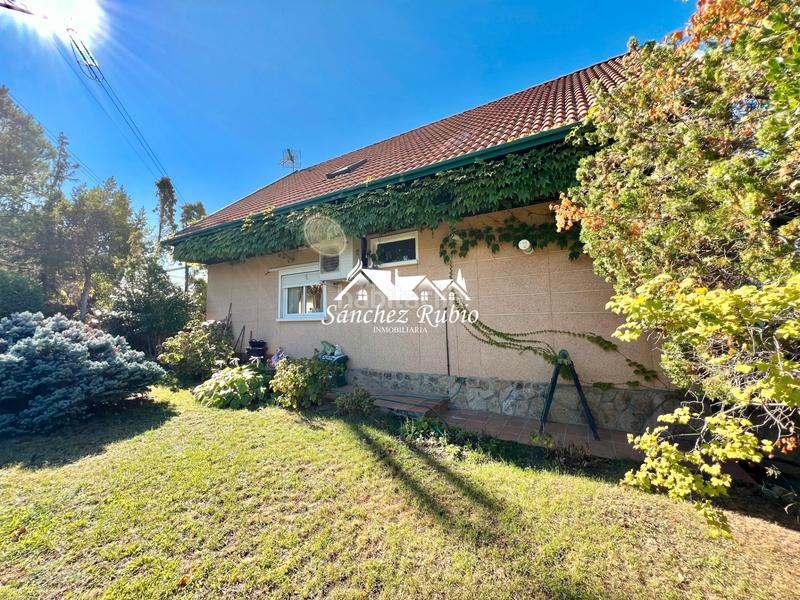 Foto 8a5b5438-4079-450d-a8af-46fb6ac5f345. Chalet en El Monte Torrelodones
