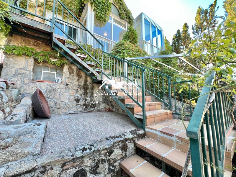 Foto f9d723e1-f469-480f-9717-77b3af440282. Chalet en El Monte Torrelodones