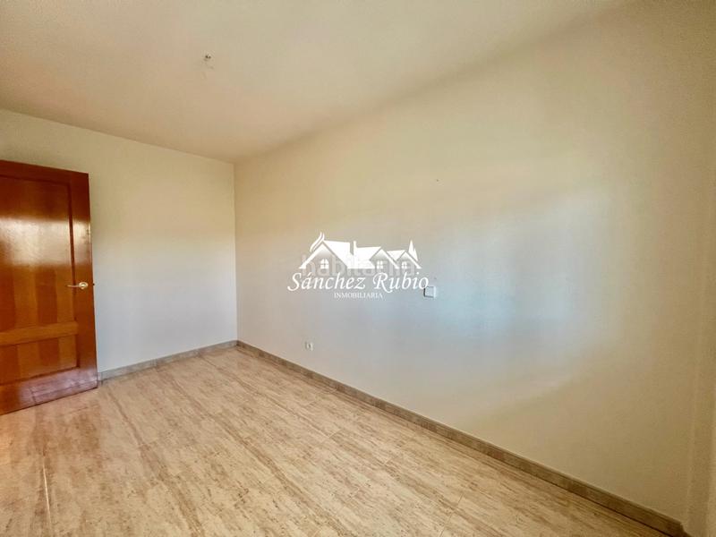 Foto 0284faa3-d1a9-4f56-bf67-8b468c2947e1. Chalet con riscaldamento parcheggio in El Monte Torrelodones