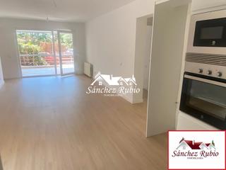 Appartement en Hoyo de Manzanares. Reformado a estrenar bajo con jardin