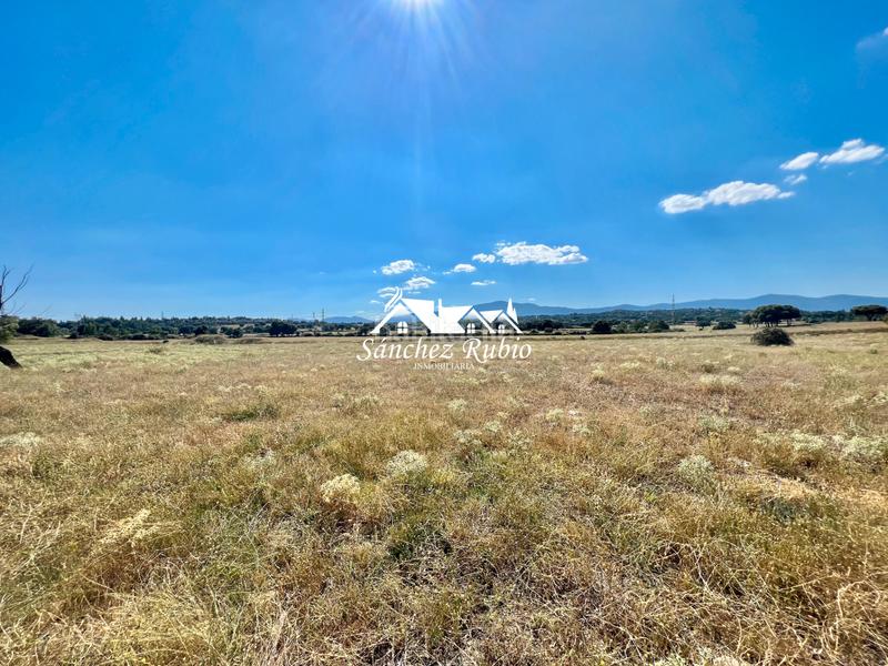 Foto 287a6f79-f453-41b2-b24b-219b2d5b6177. Chalet in calle san antonio 67 in Parque de la Coruña-Las Suertes Collado Villalba