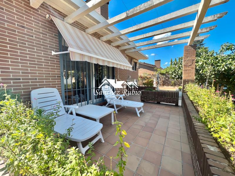 Foto 62734554-6d02-4090-8a30-48f028d1b5ff. Chalet in calle san antonio 67 in Parque de la Coruña-Las Suertes Collado Villalba