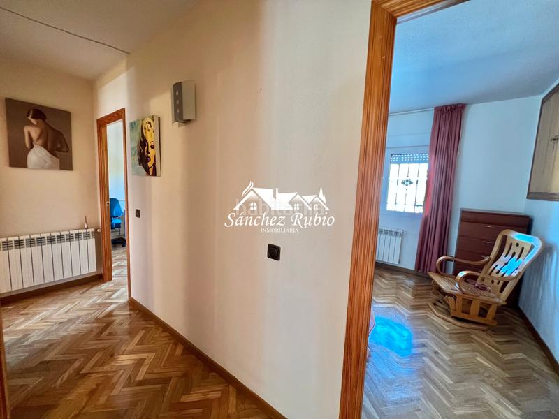 Foto 7052773b-2370-4fc1-8aa8-599284fc7900. Chalet in calle san antonio 67 in Parque de la Coruña-Las Suertes Collado Villalba