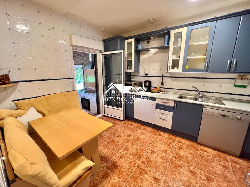 Foto a5a1e1d5-9700-4b9e-8a8e-b11bb9ab5988. Chalet in calle san antonio 67 in Parque de la Coruña-Las Suertes Collado Villalba