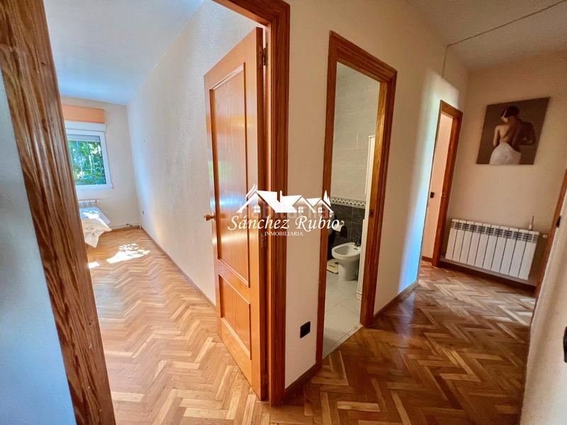 Foto f2052128-86ba-4759-b76f-e719de7eaeb4. Chalet in calle san antonio 67 in Parque de la Coruña-Las Suertes Collado Villalba