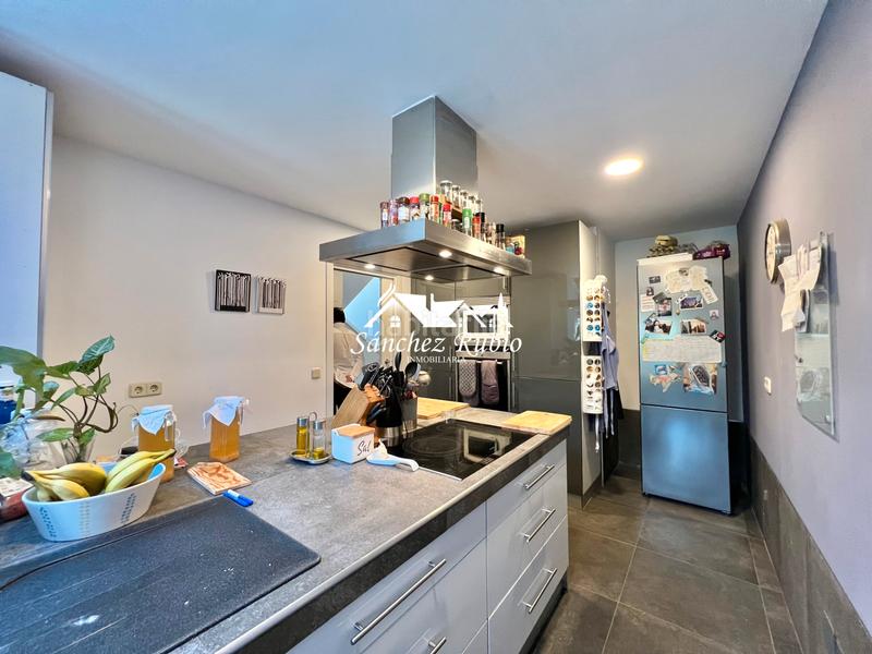 Foto 3dcb3112-ce71-41cd-9ea0-15531a9a5f86. Casa aparellada a calle zarrazin 7 a Hoyo de Manzanares