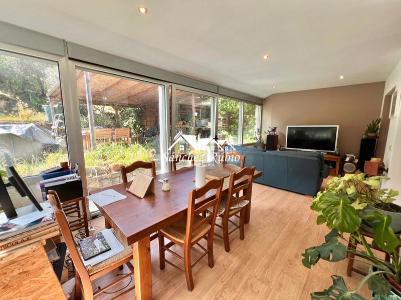 Foto 5455cb16-71ab-4d8d-8ee2-9ff4c09c0ed7. Casa aparellada a calle zarrazin 7 a Hoyo de Manzanares