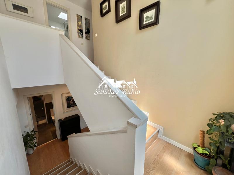 Foto 852ac0a0-eadd-4d32-bbe0-3ad3074b746b. Casa aparellada a calle zarrazin 7 a Hoyo de Manzanares