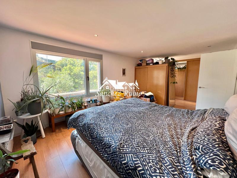 Foto 978d59d1-d947-4651-9826-c2ed74cfa0be. Casa aparellada a calle zarrazin 7 a Hoyo de Manzanares