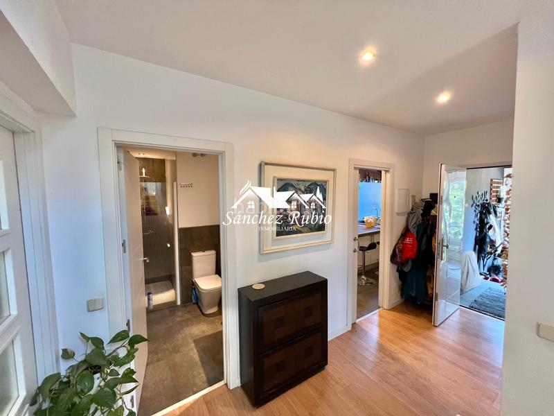 Foto c9b029fe-b218-4919-93cf-b1e71f2de1cd. Casa aparellada a calle zarrazin 7 a Hoyo de Manzanares