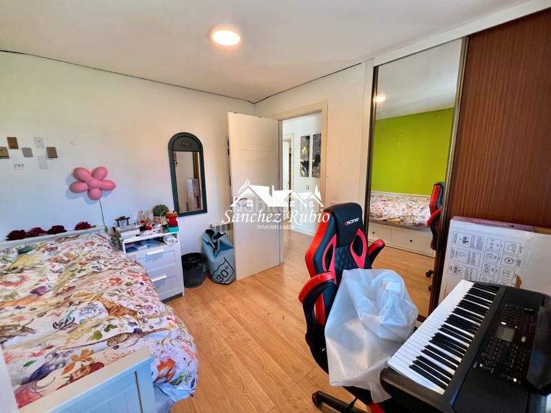 Foto deb7963d-6453-4f9b-8250-246b304fb74f. Casa aparellada a calle zarrazin 7 a Hoyo de Manzanares
