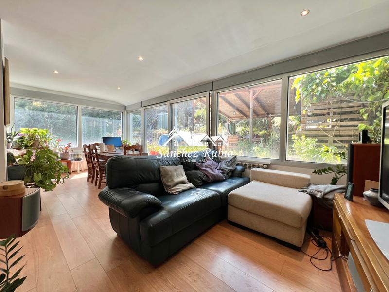 Foto ebd13f62-6bc1-42e9-af76-f375035e1259. Casa aparellada a calle zarrazin 7 a Hoyo de Manzanares