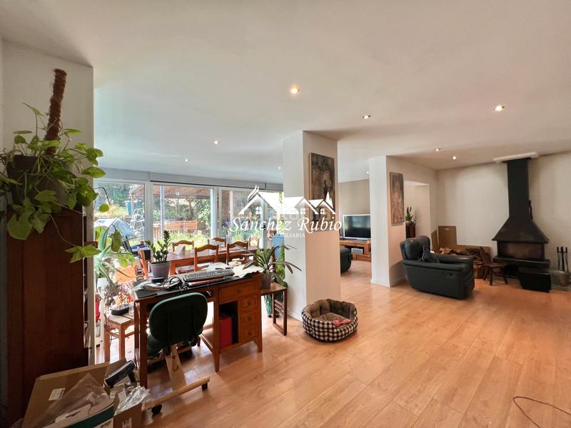 Foto fde3bd98-84db-4190-907d-5256596552ad. Casa aparellada a calle zarrazin 7 a Hoyo de Manzanares