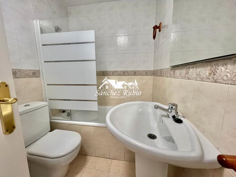 Foto 36dcd801-6c14-4d8f-9b3b-3f28e0e6b41a. Location appartement avec chauffage parking piscine dans Torrelodones