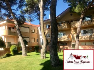 Rent Flat in Calle juan van-halen 1. Bajo cubierta centro de torrelodones