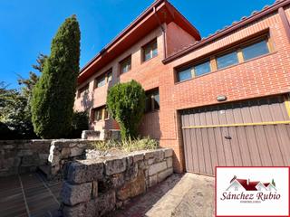 Affitto Casa a schiera in Calle daniel jiménez 5. Chalet adosado centro de torrelodones