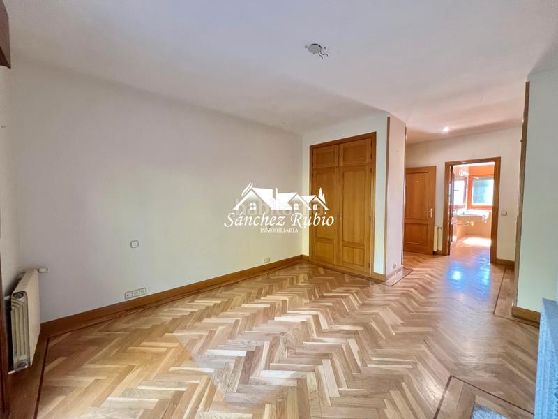 Foto 06774d2a-de2d-47e2-9570-312f9b5a7cf1. Location maison jumelée dans calle daniel jiménez 5 dans Torrelodones