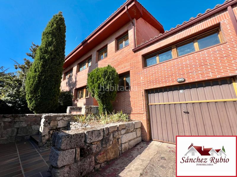 Foto 8d624d0b-2d86-4e66-b0b9-9c14cb1da1bb. Location maison jumelée dans calle daniel jiménez 5 dans Torrelodones