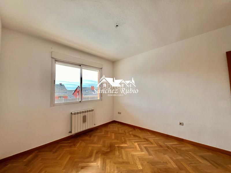 Foto 394a6dcc-122b-4eb3-84ac-8e03a02daf92. Appartamento in calle la pedriza 6 in Casco Antiguo Torrelodones